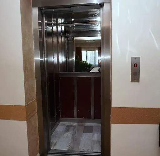 Хотел Rodopi Хасково